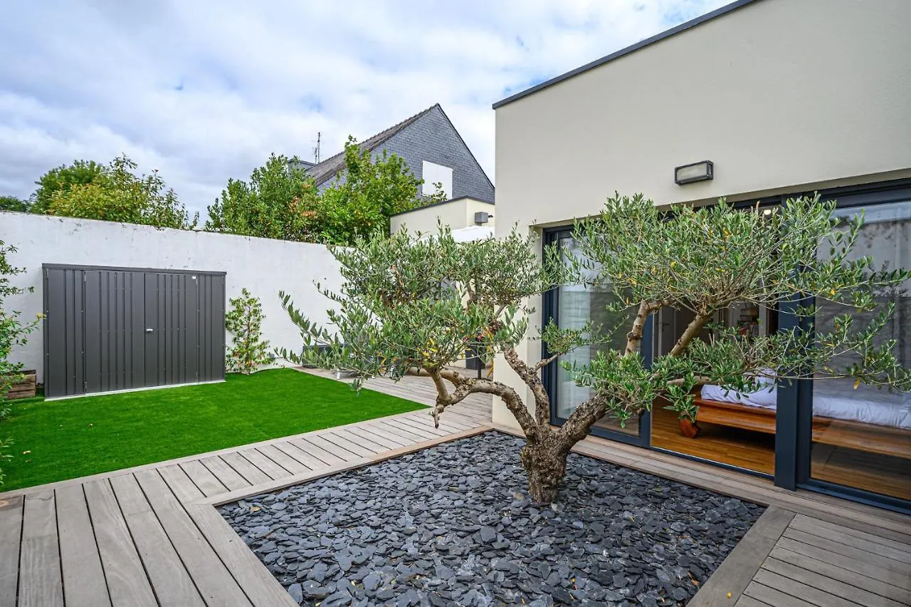 La P\'Tite Vannetaise - Petite Maison Au Bord De L\'Eau A Conleau Avec Velos location